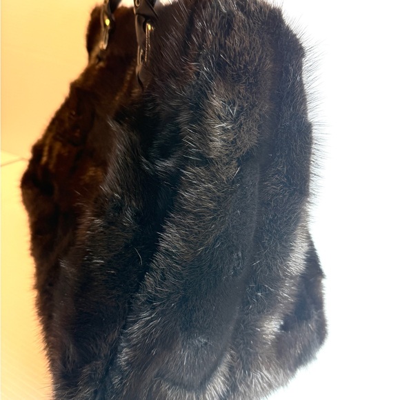Falorni LaBorse Elegant Black Mink  Tote Bag with Structured Design - Picture 5 of 12